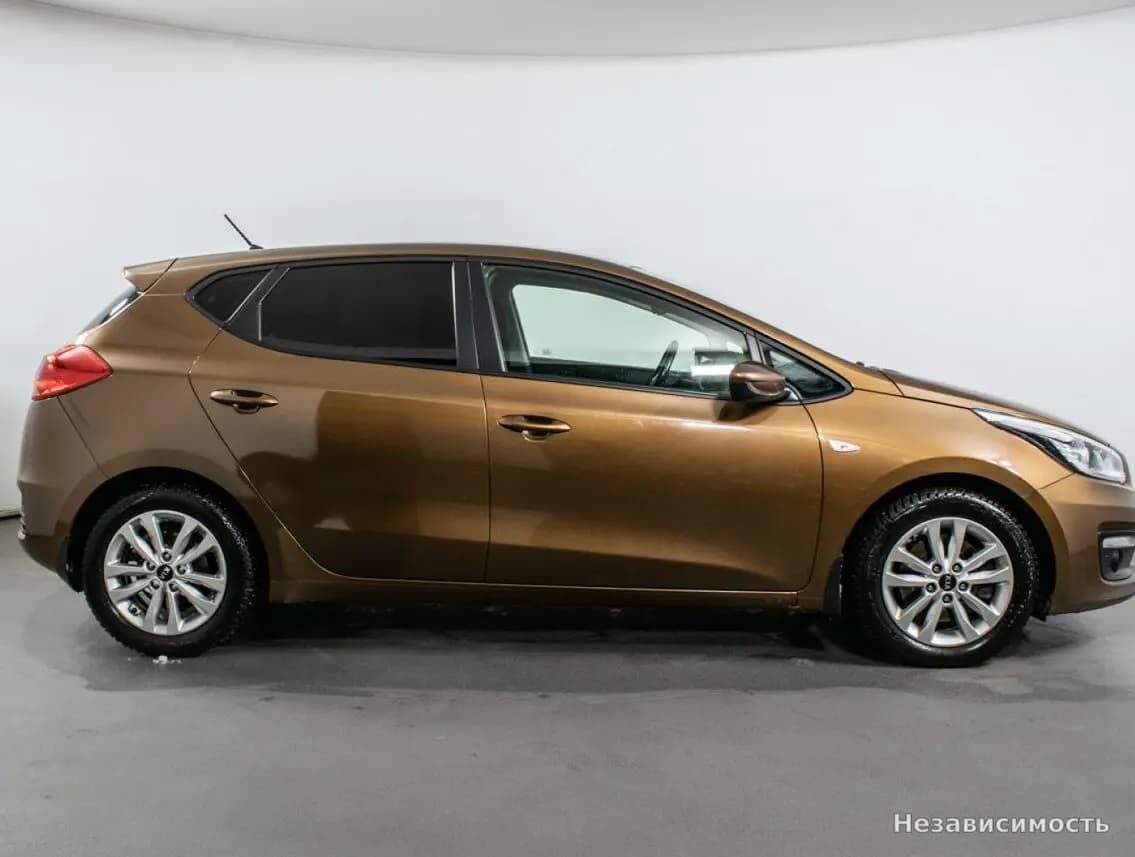 KIA Ceed 2016 с пробегом — фото 4