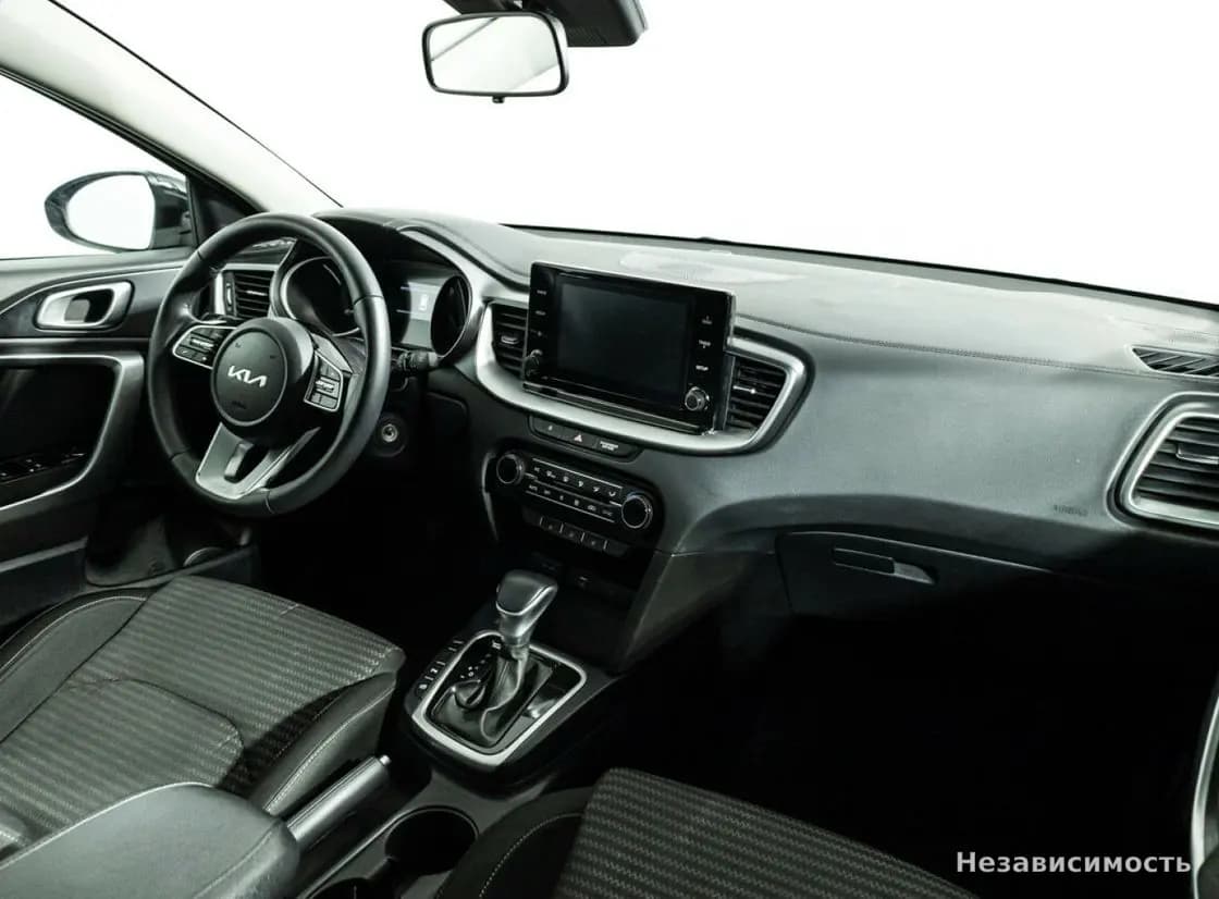 KIA Ceed 2022 с пробегом — фото 9