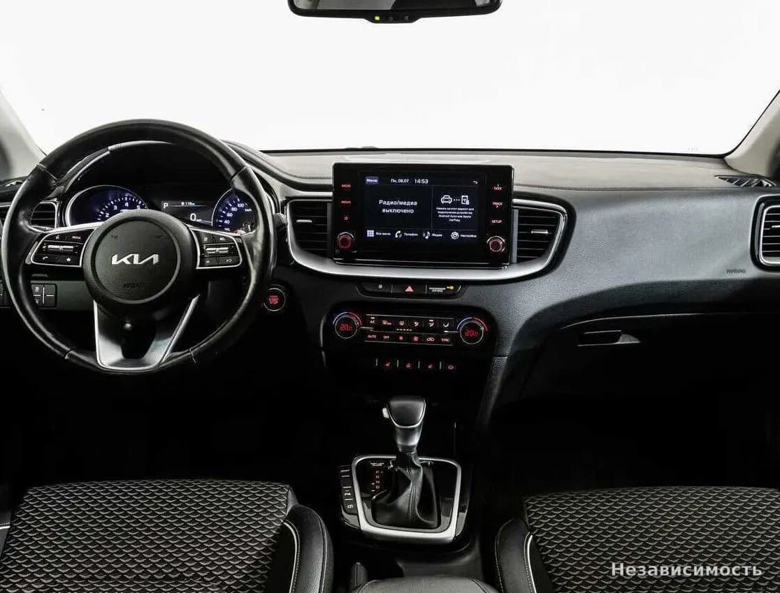 KIA Ceed 2021 с пробегом — фото 8