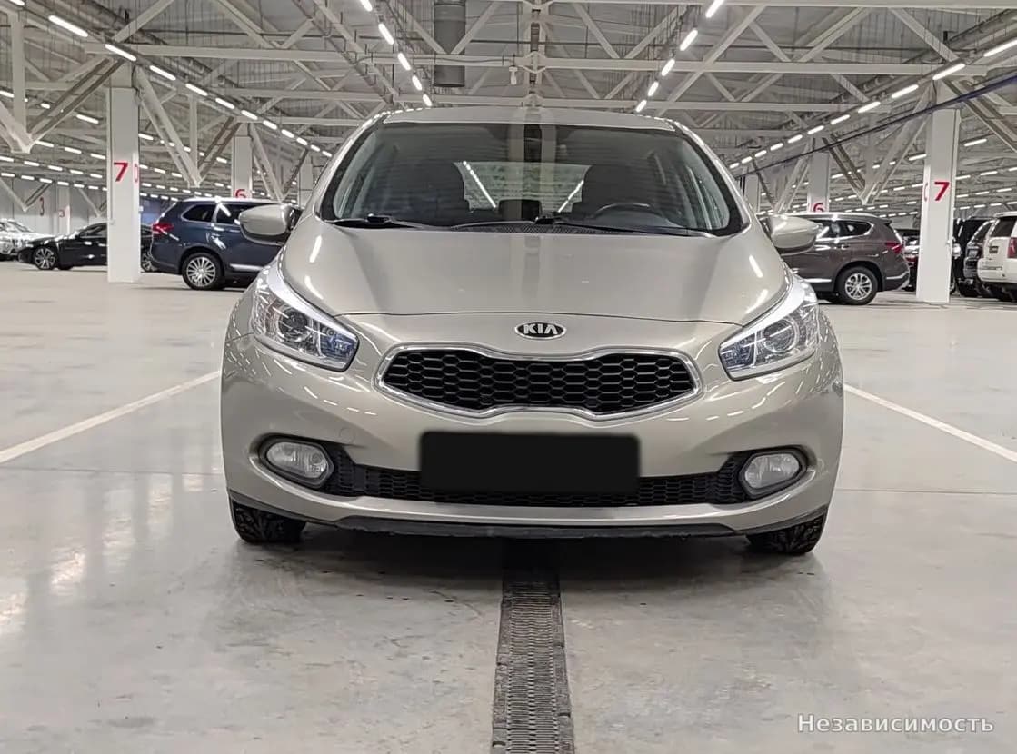 KIA Ceed 2012 с пробегом — фото 2