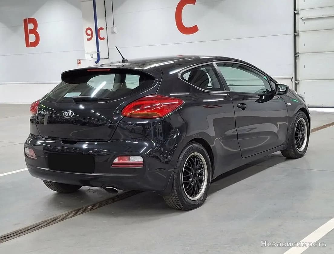 KIA Ceed 2015 с пробегом — фото 5