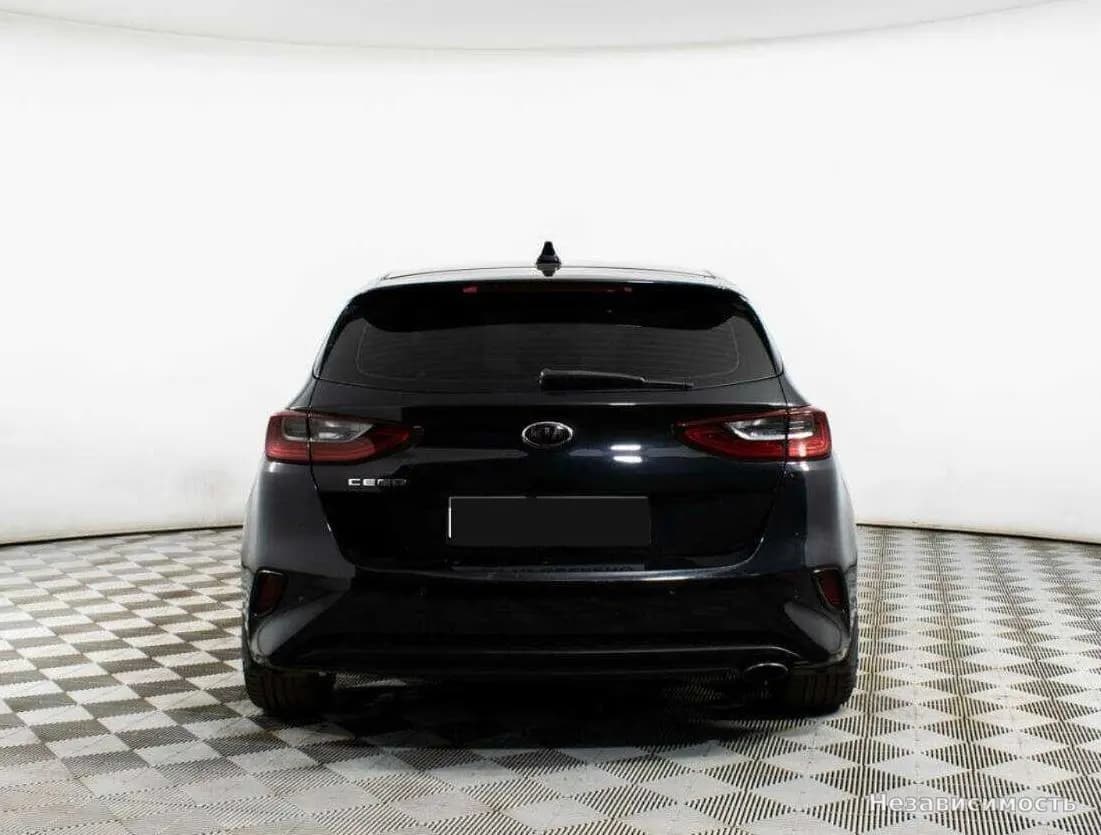 KIA Ceed 2018 с пробегом — фото 6
