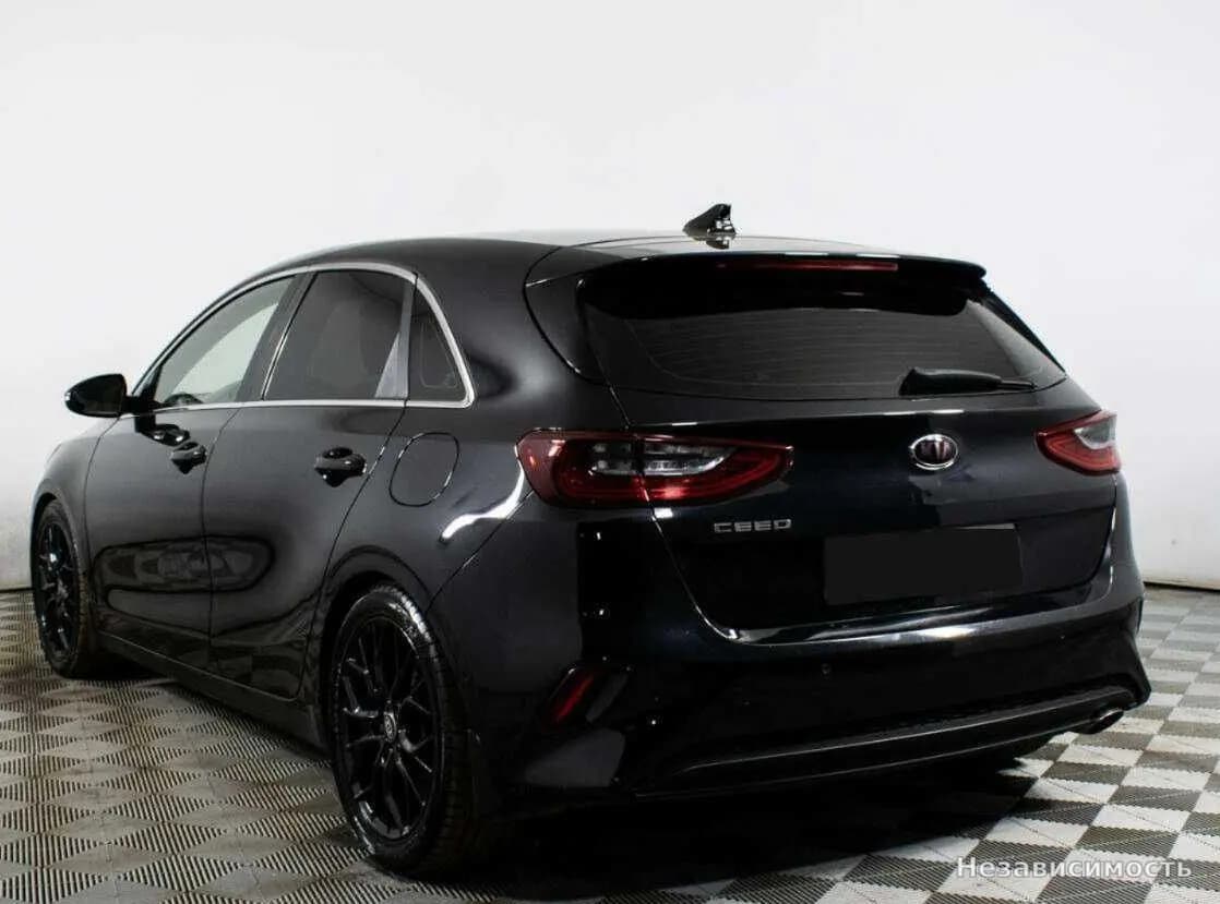 KIA Ceed 2018 с пробегом — фото 7