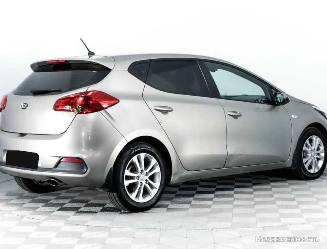 KIA Ceed 2014 с пробегом — фото 5