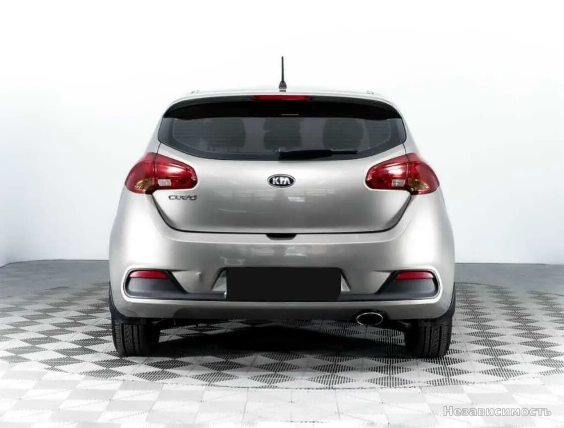 KIA Ceed 2014 с пробегом — фото 6