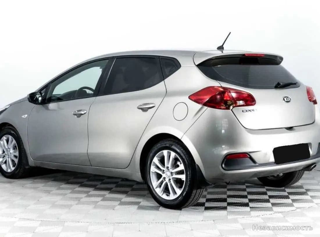 KIA Ceed 2014 с пробегом — фото 7