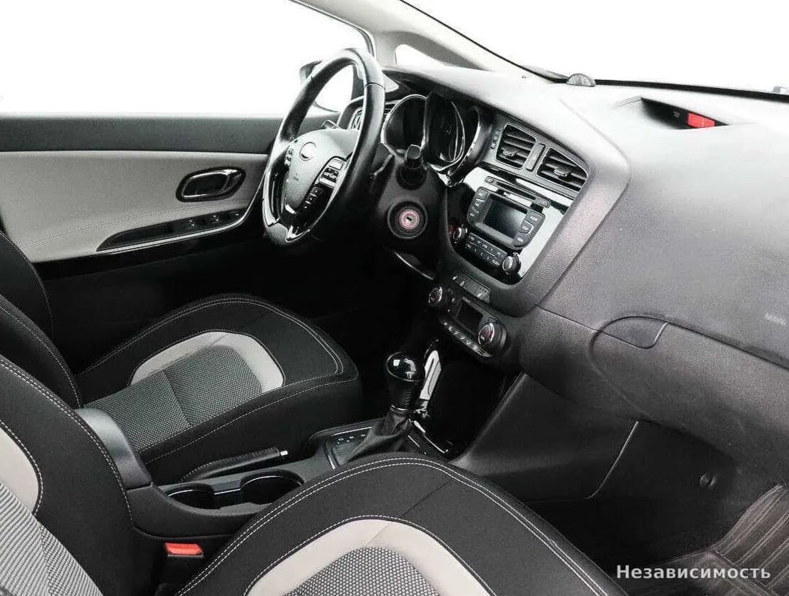 KIA Ceed 2014 с пробегом — фото 9