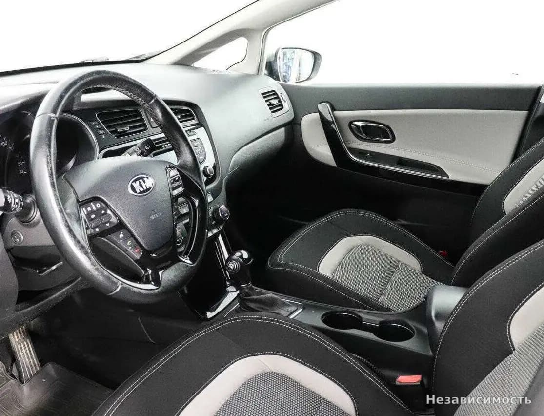 KIA Ceed 2014 с пробегом — фото 10