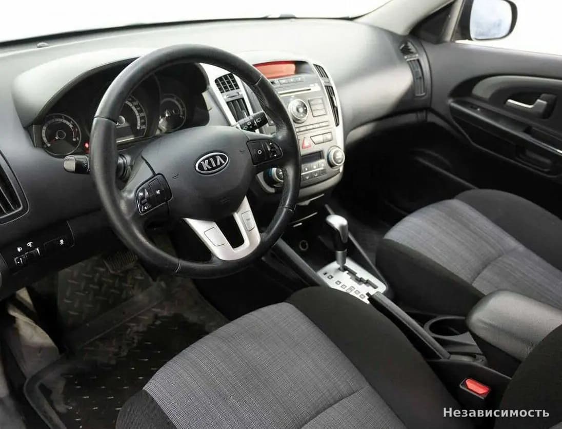 KIA Ceed 2012 с пробегом — фото 7