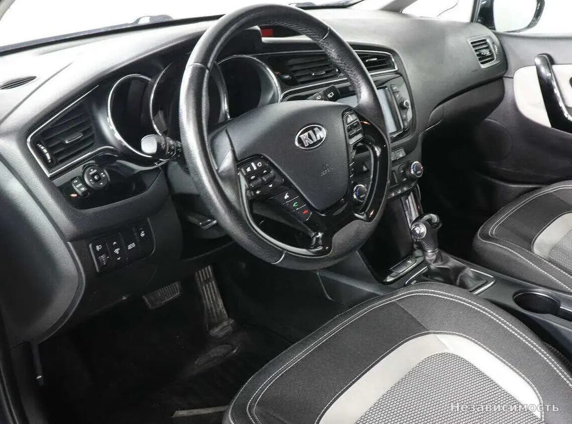 KIA Ceed 2018 с пробегом — фото 9