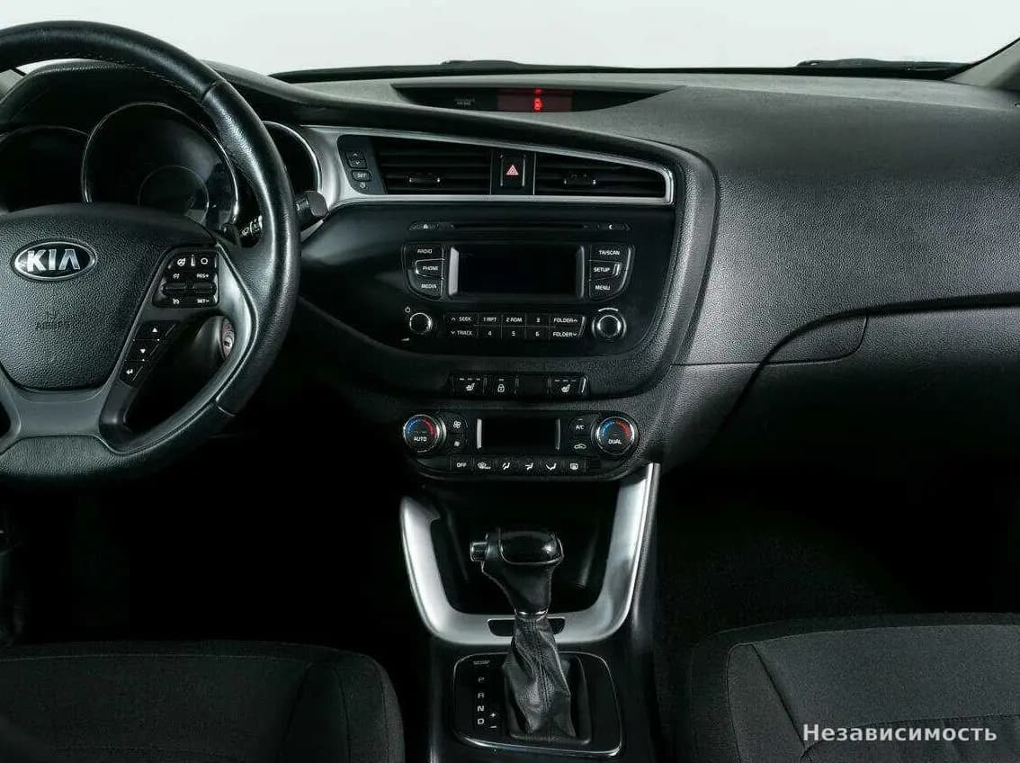 KIA Ceed 2018 с пробегом — фото 10