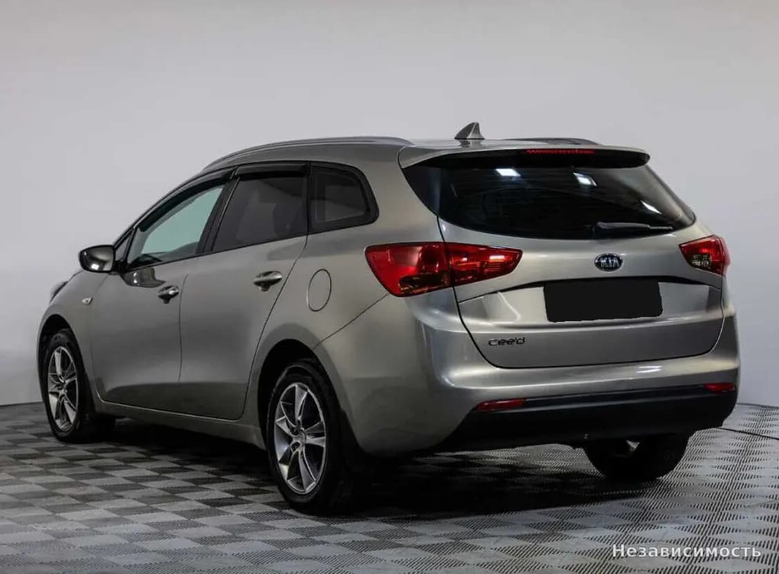 KIA Ceed 2017 с пробегом — фото 6