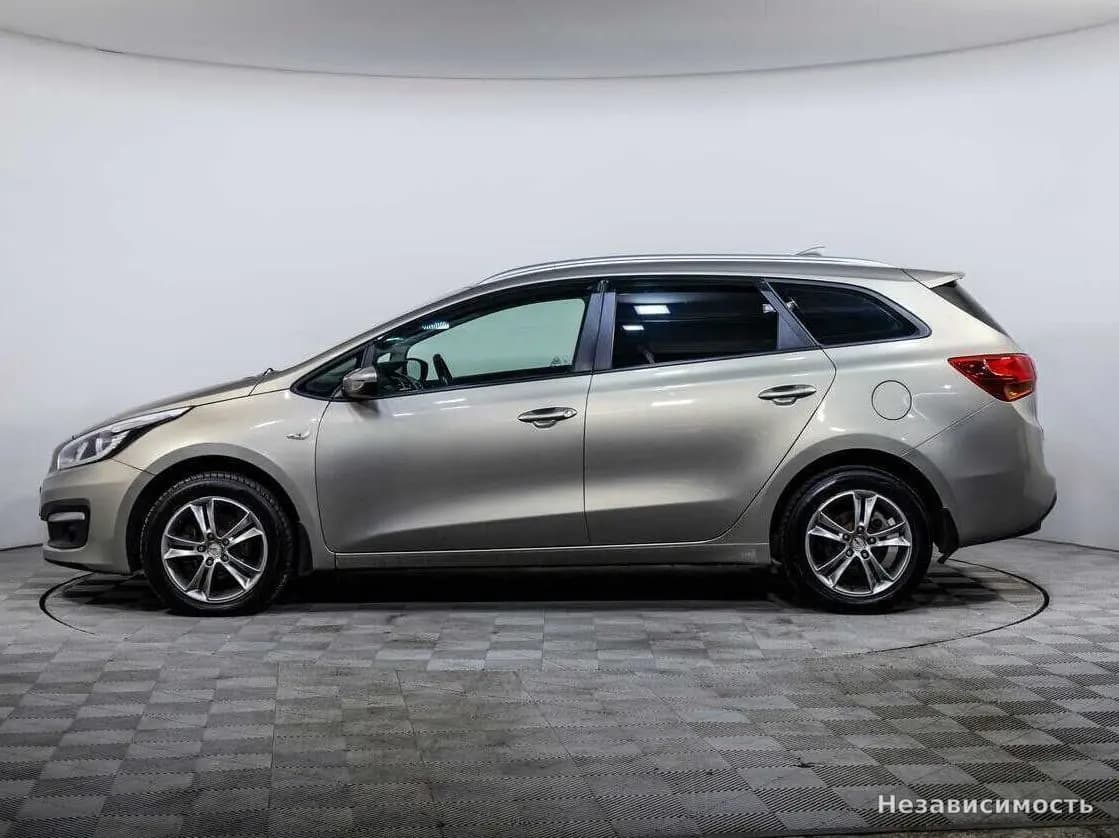 KIA Ceed 2017 с пробегом — фото 7