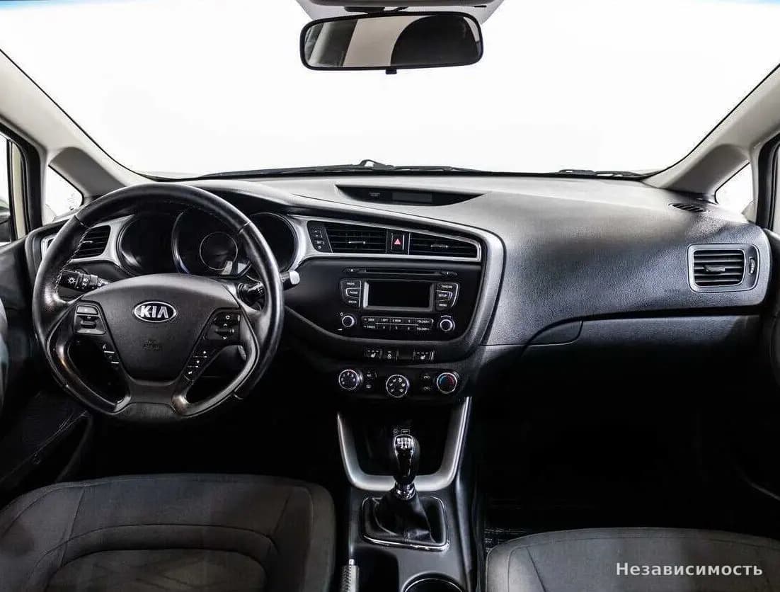 KIA Ceed 2017 с пробегом — фото 10