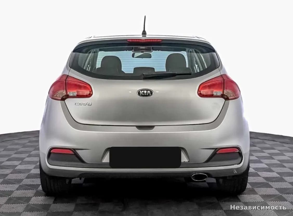 KIA Ceed 2015 с пробегом — фото 6
