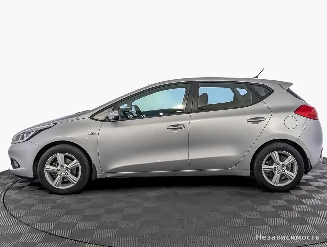 KIA Ceed 2015 с пробегом — фото 8