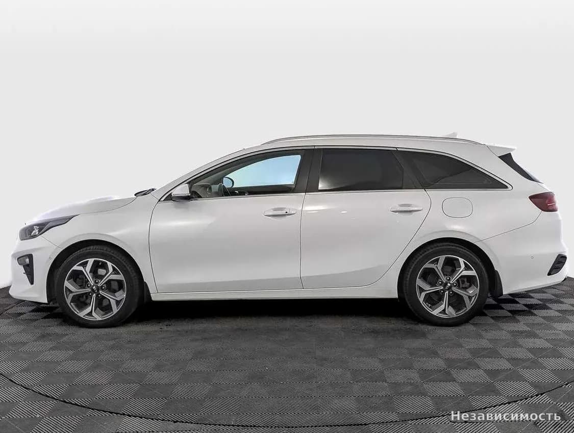 KIA Ceed 2019 с пробегом — фото 8