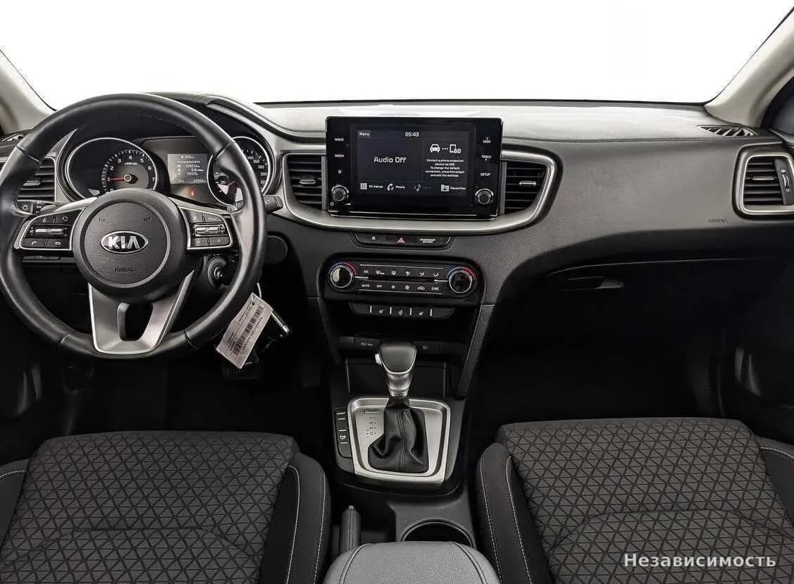 KIA Ceed 2021 с пробегом — фото 10