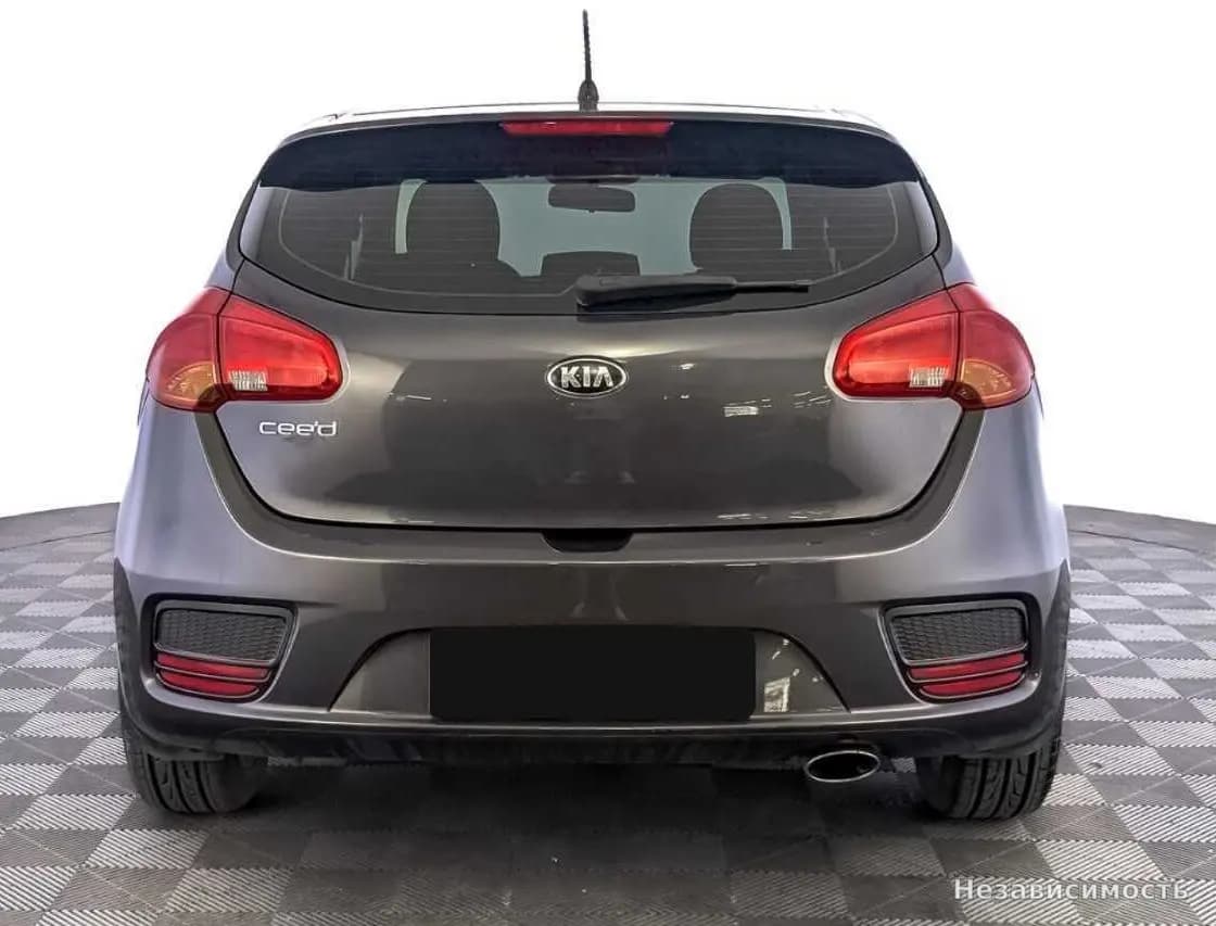 KIA Ceed 2015 с пробегом — фото 6