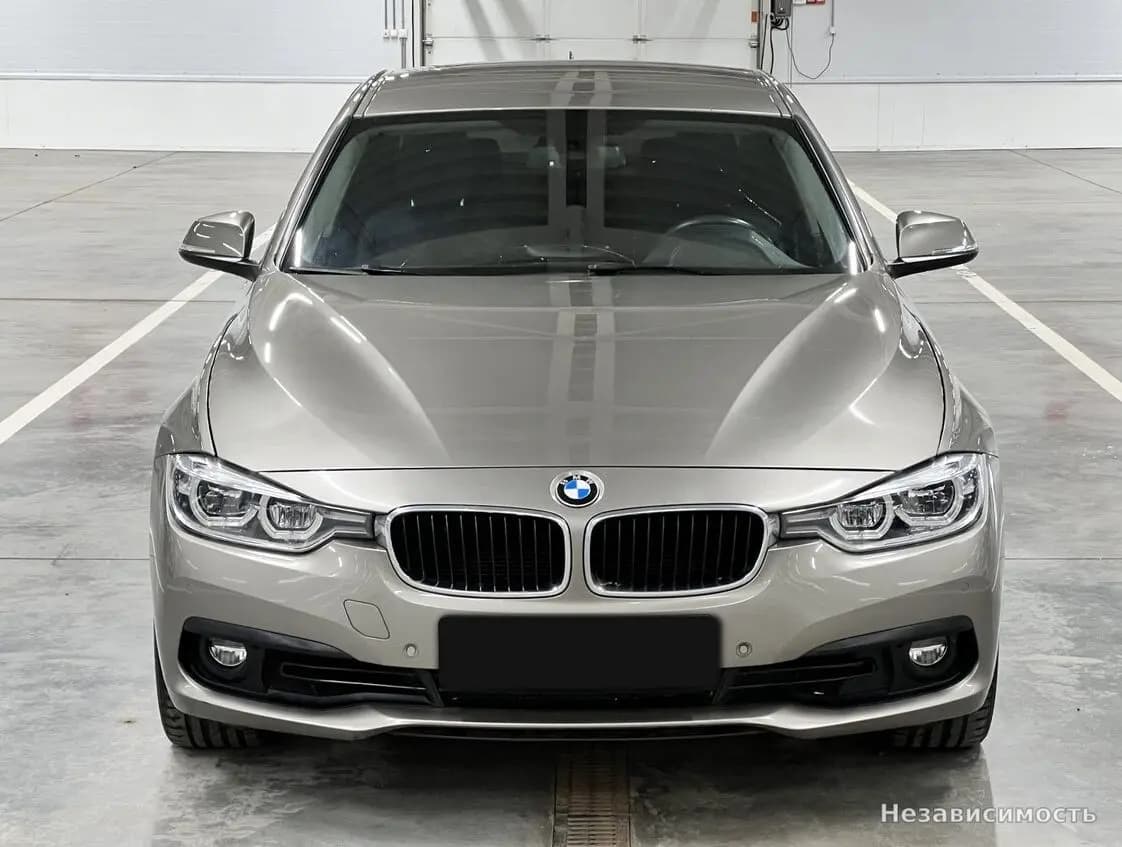 BMW 3 серии 2018 с пробегом — фото 2