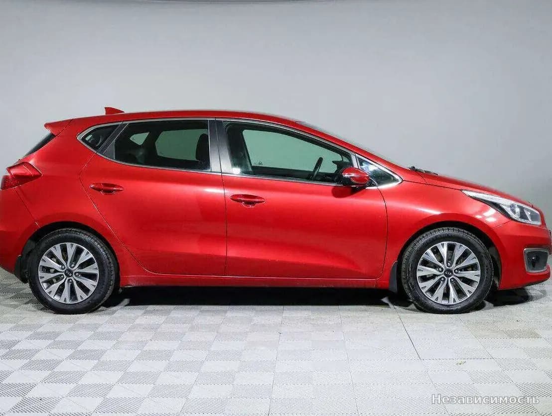 KIA Ceed 2018 с пробегом — фото 4