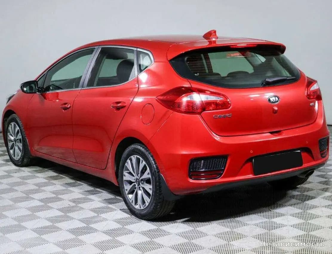 KIA Ceed 2018 с пробегом — фото 7
