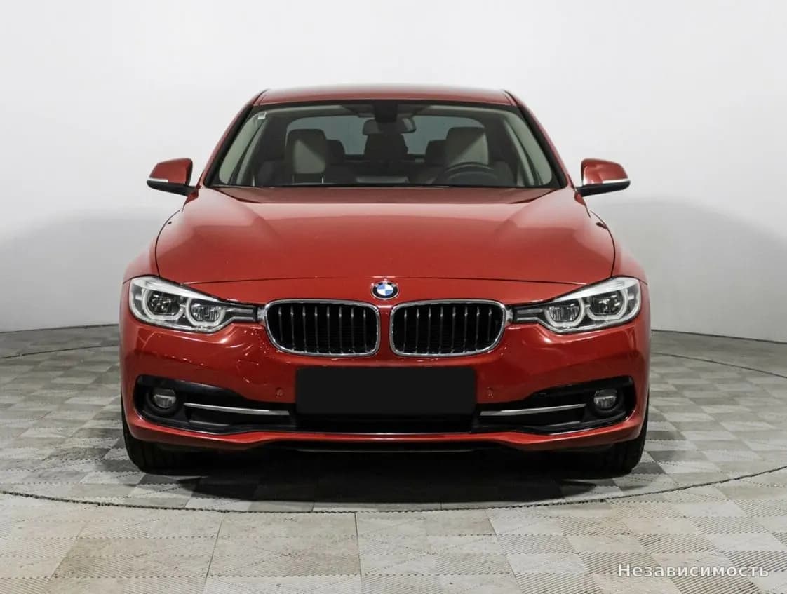 BMW 3 серии 2016 с пробегом — фото 2