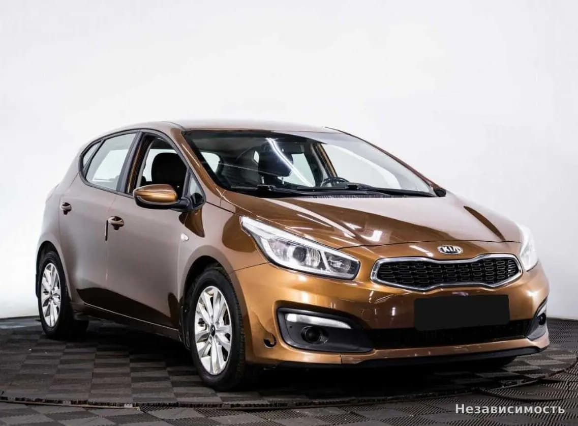 KIA Ceed 2017 с пробегом — фото 3