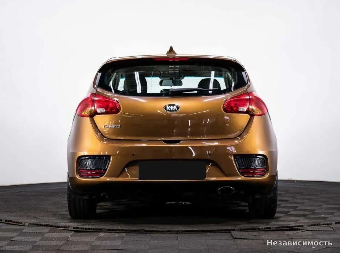 KIA Ceed 2017 с пробегом — фото 5