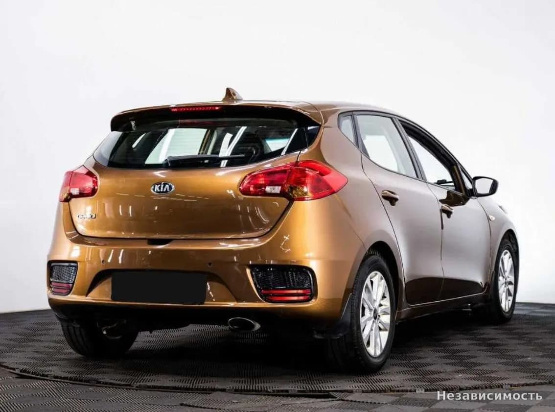 KIA Ceed 2017 с пробегом — фото 6