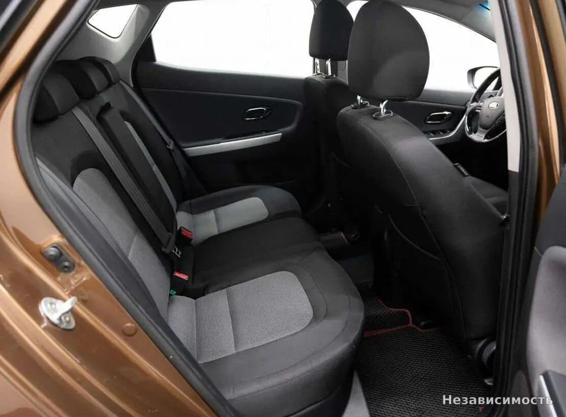 KIA Ceed 2017 с пробегом — фото 10