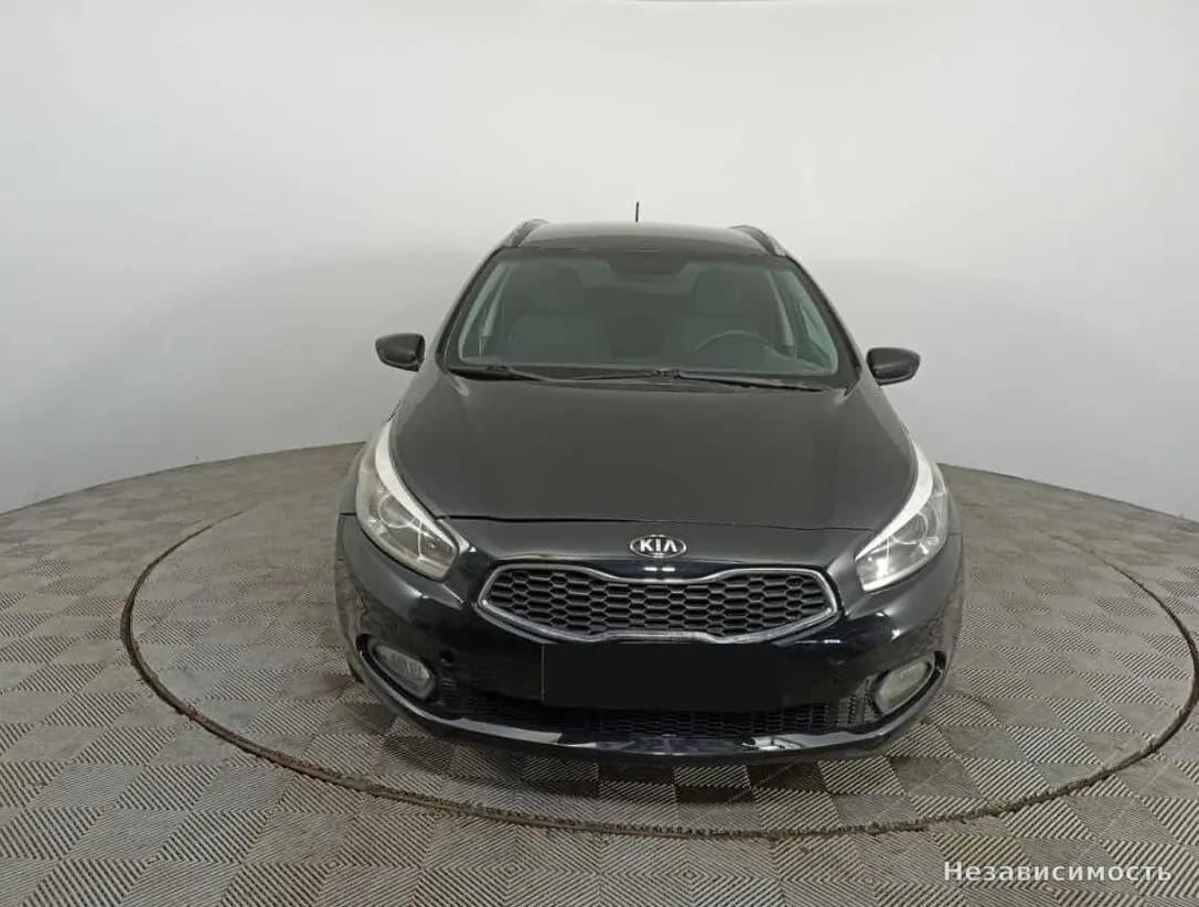 KIA Ceed 2015 с пробегом — фото 2