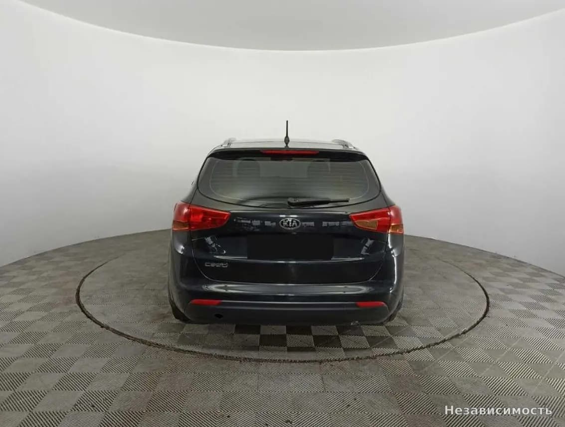 KIA Ceed 2015 с пробегом — фото 5