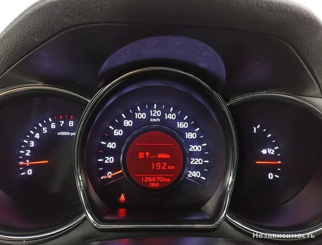 KIA Ceed 2015 с пробегом — фото 10