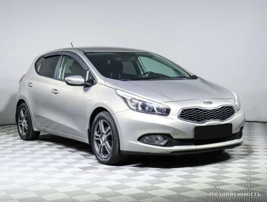KIA Ceed 2012 с пробегом — фото 3