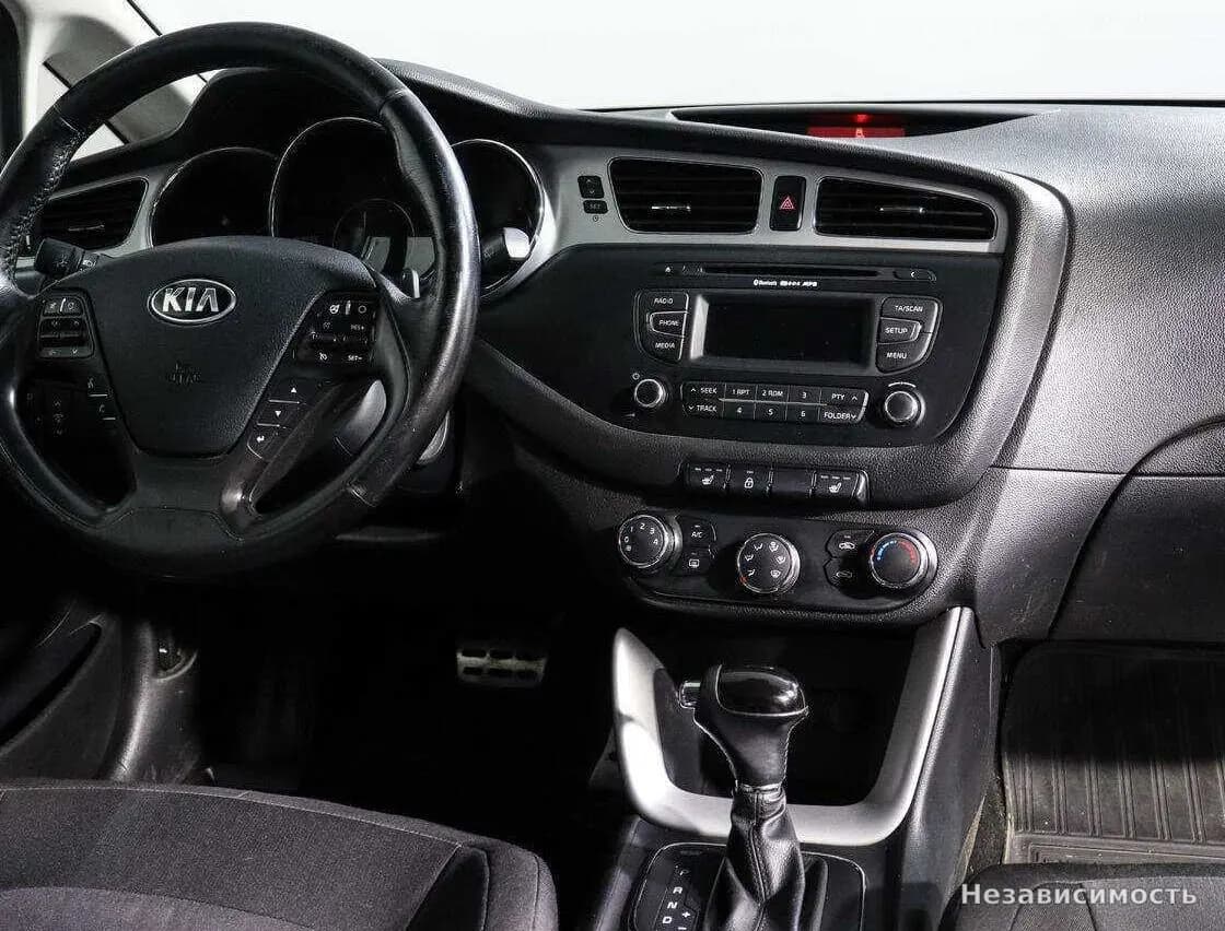 KIA Ceed 2012 с пробегом — фото 10