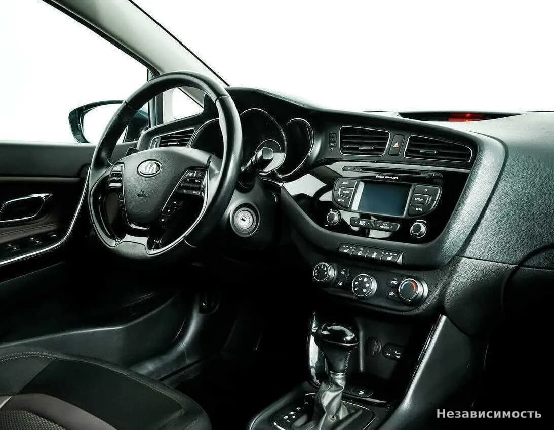 KIA Ceed 2014 с пробегом — фото 9