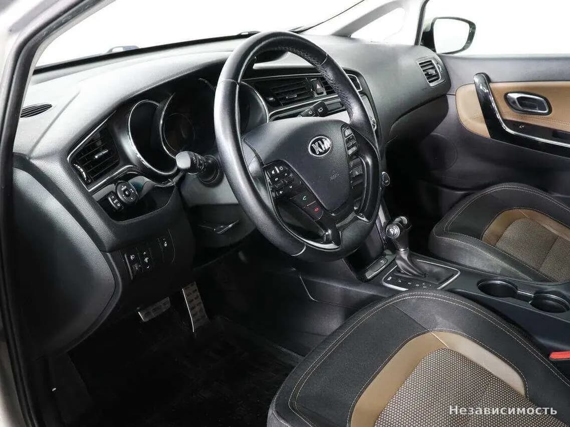 KIA Ceed 2016 с пробегом — фото 10