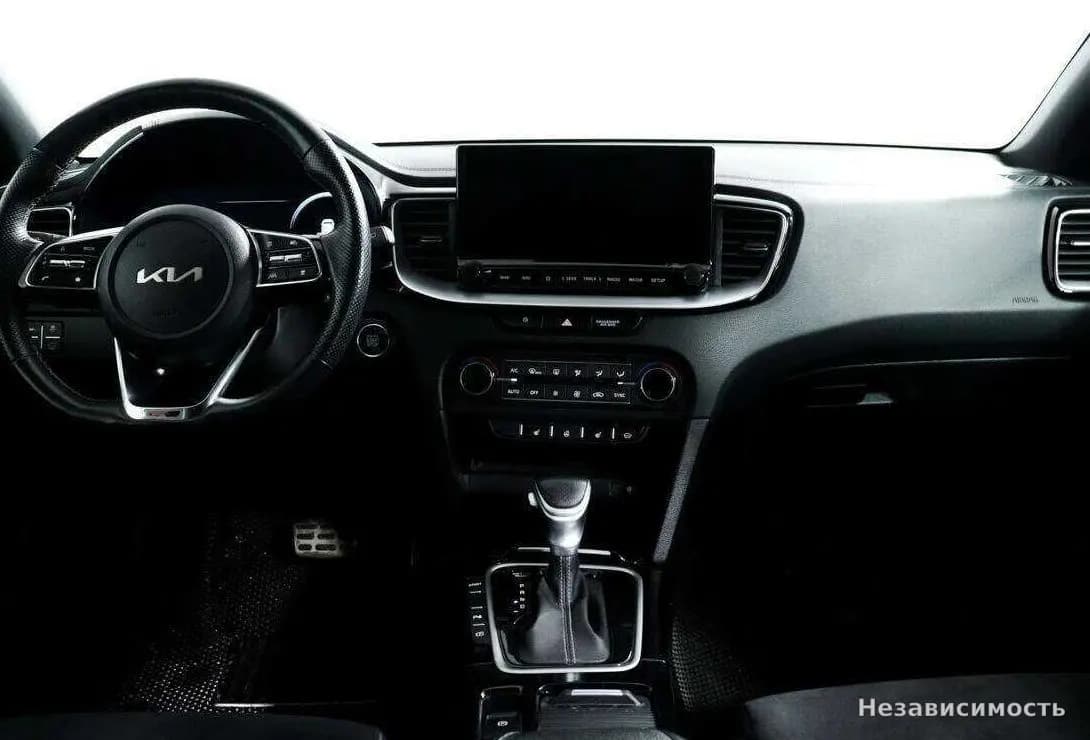 KIA Ceed 2021 с пробегом — фото 10
