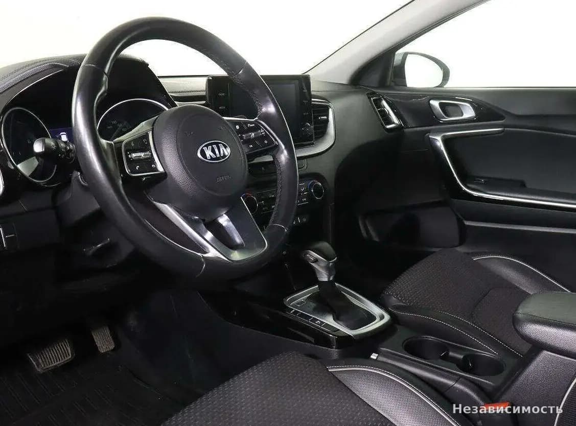 KIA Ceed 2020 с пробегом — фото 10