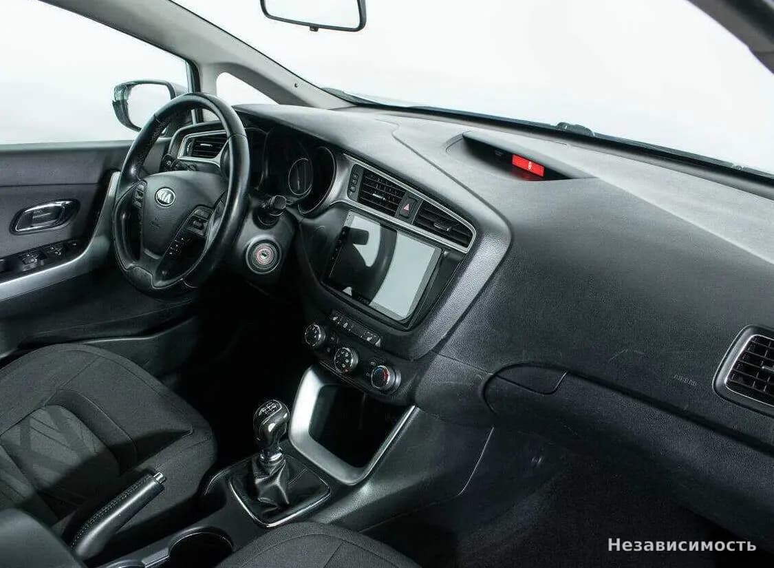 KIA Ceed 2016 с пробегом — фото 7