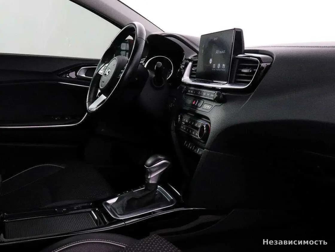 KIA Ceed 2018 с пробегом — фото 7