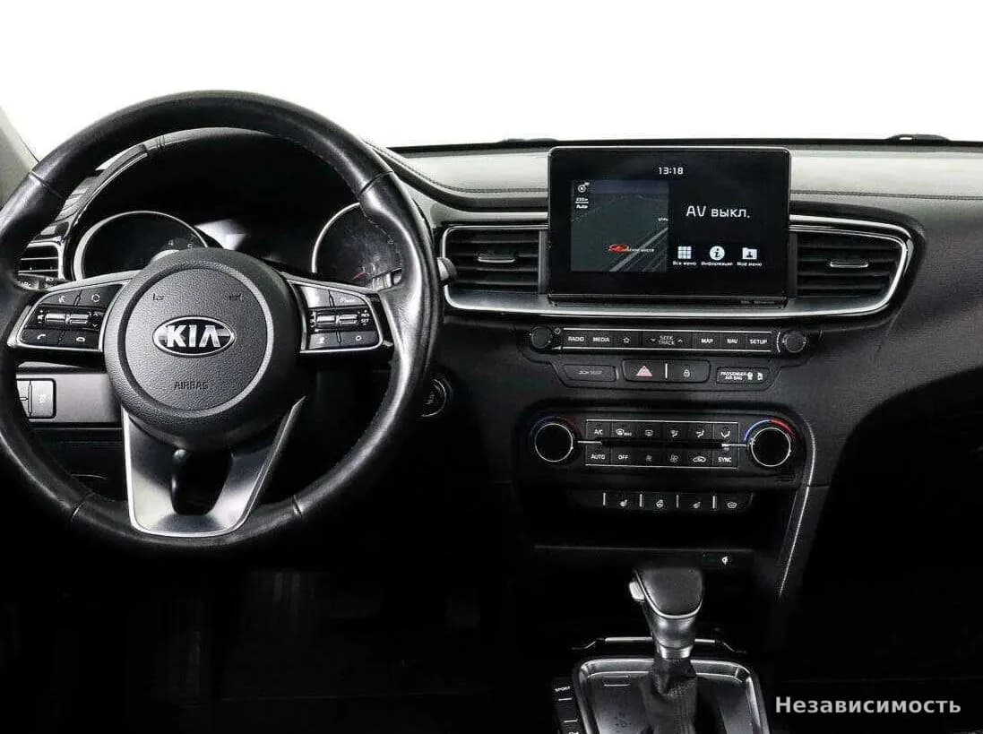 KIA Ceed 2018 с пробегом — фото 10