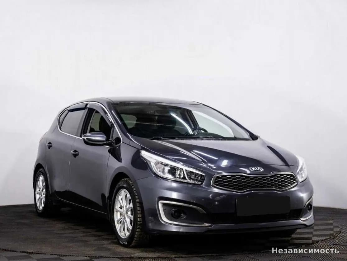 KIA Ceed 2017 с пробегом — фото 3