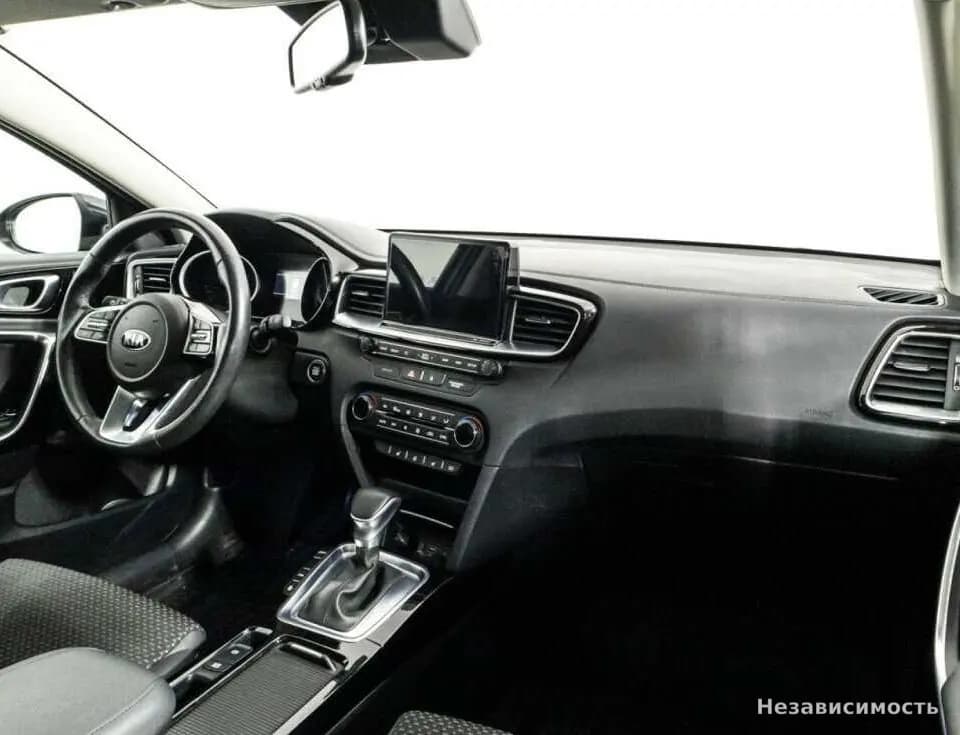 KIA Ceed 2020 с пробегом — фото 9