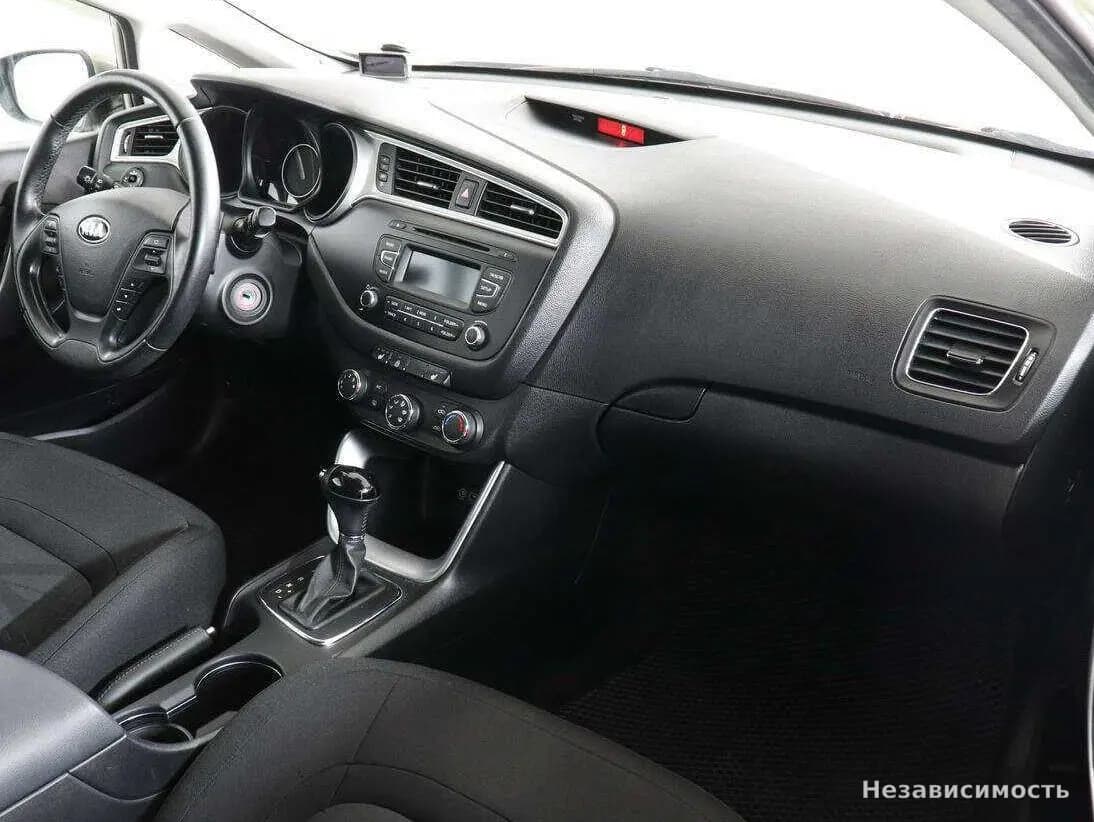 KIA Ceed 2016 с пробегом — фото 10