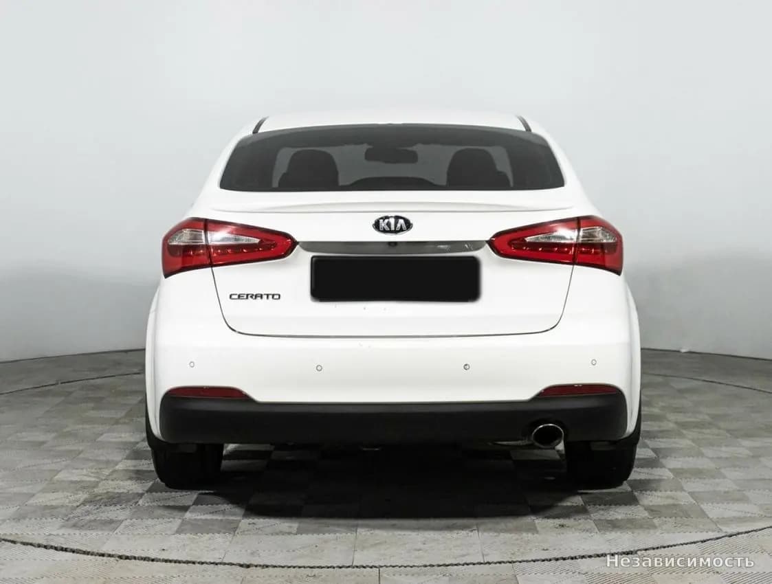 KIA Cerato 2015 с пробегом — фото 6