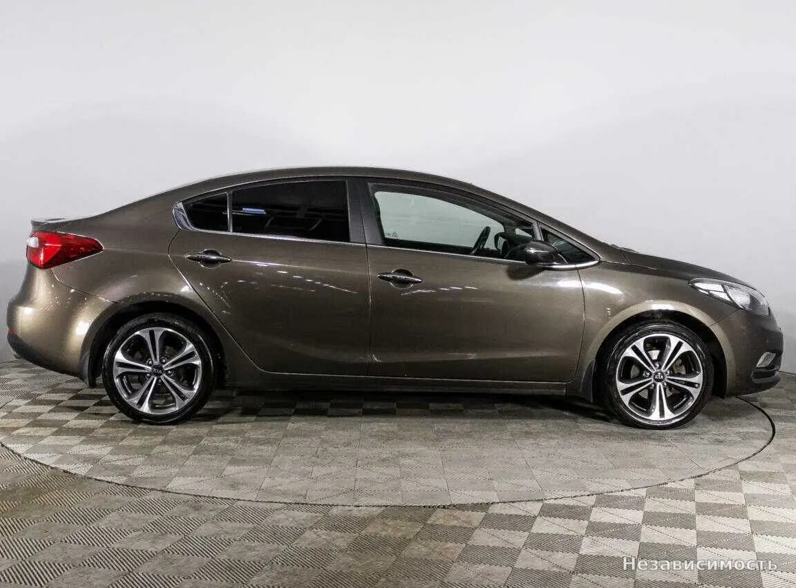 KIA Cerato 2015 с пробегом — фото 4