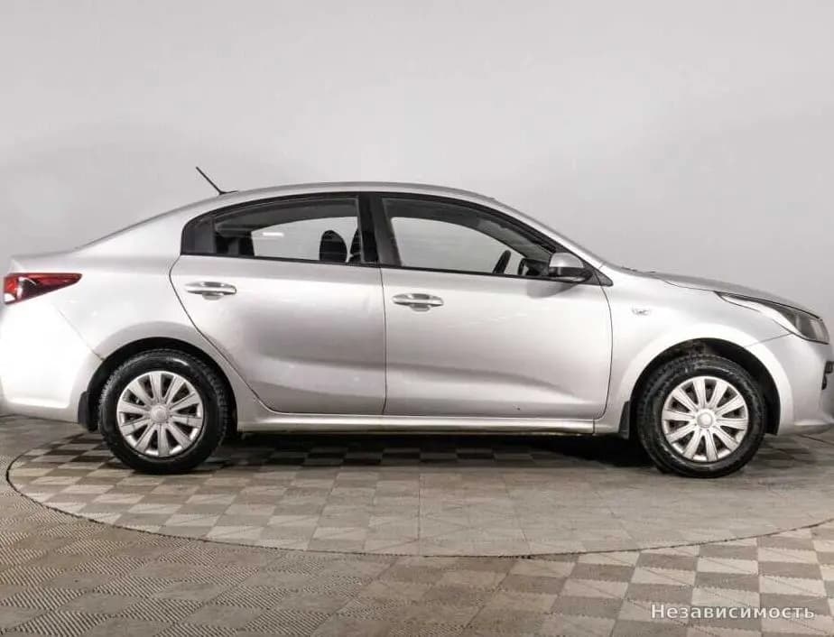 KIA Rio 2019 с пробегом — фото 4