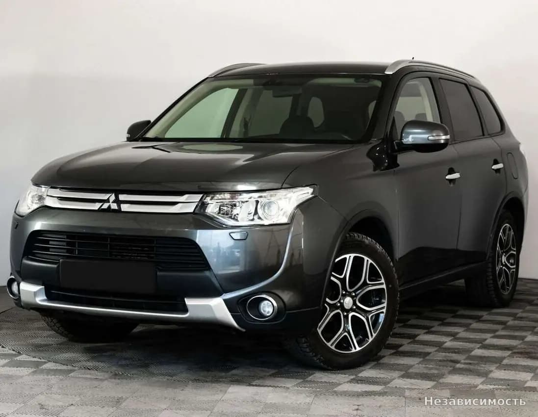 Mitsubishi Outlander, 2014 с пробегом